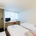 מלון Campanile Rouen Sud - Zenith - Parc Expo 3*