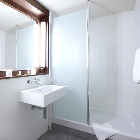 Campanile Rouen Sud - Zenith - Parc Expo 3*