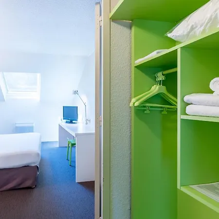 Campanile Rouen Sud - Zenith - Parc Expo Hotel