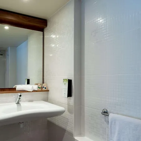 Campanile Rouen Sud - Zenith - Parc Expo Hotel