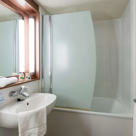 Campanile Rouen Sud - Zenith - Parc Expo 3*