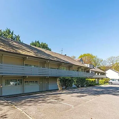 Campanile Rouen Sud - Zenith - Parc Expo ホテル