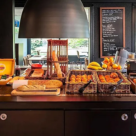 Campanile Rouen Sud - Zenith - Parc Expo 3* サン・テティエンヌ・デュ・ルヴレ