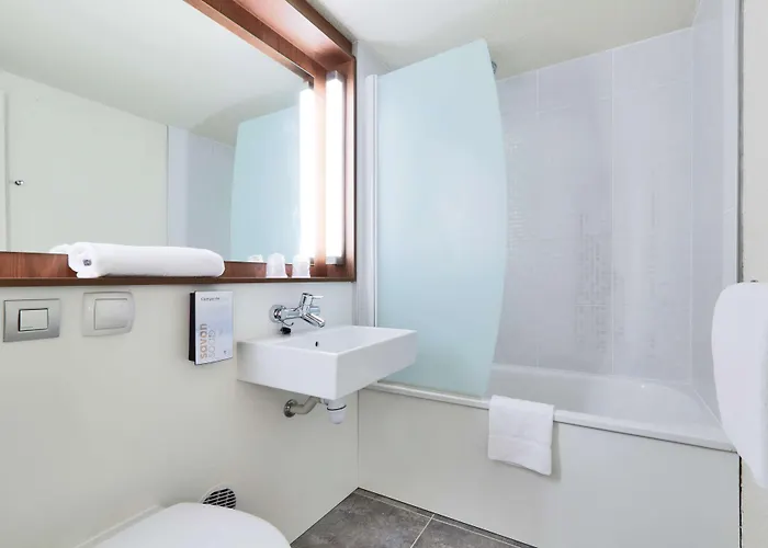 Campanile Rouen Sud - Zénith - Parc Expo Hotel